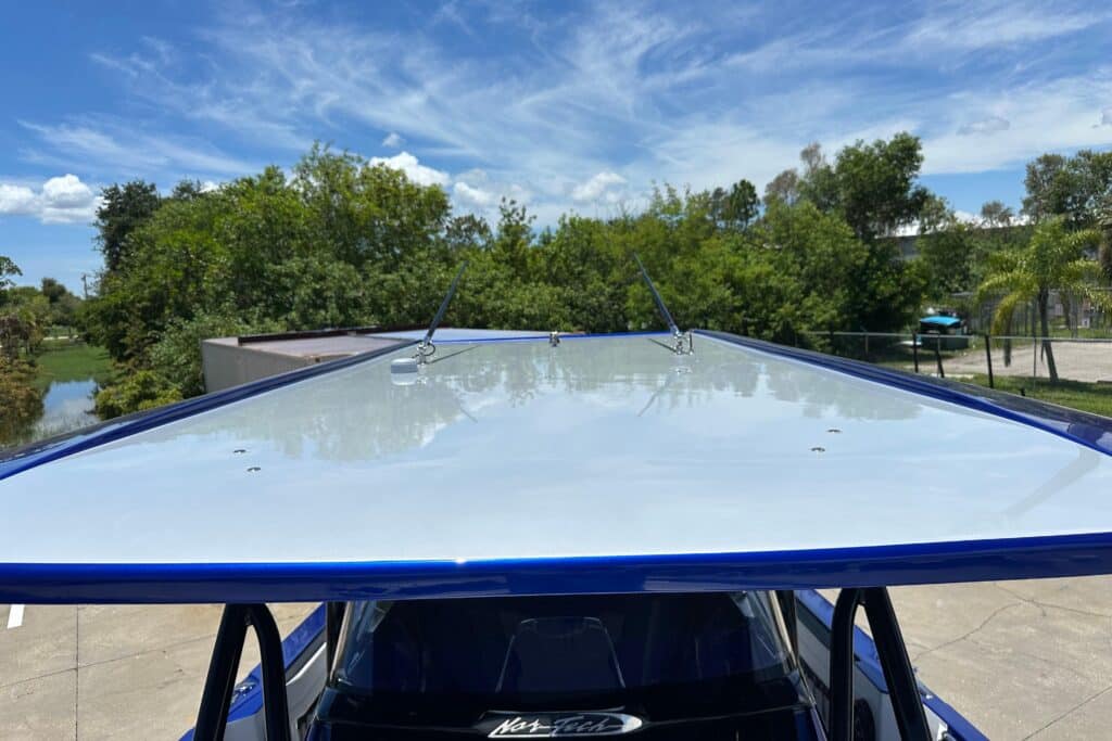 Offshore Center Console Hardtop with Gloss Finish