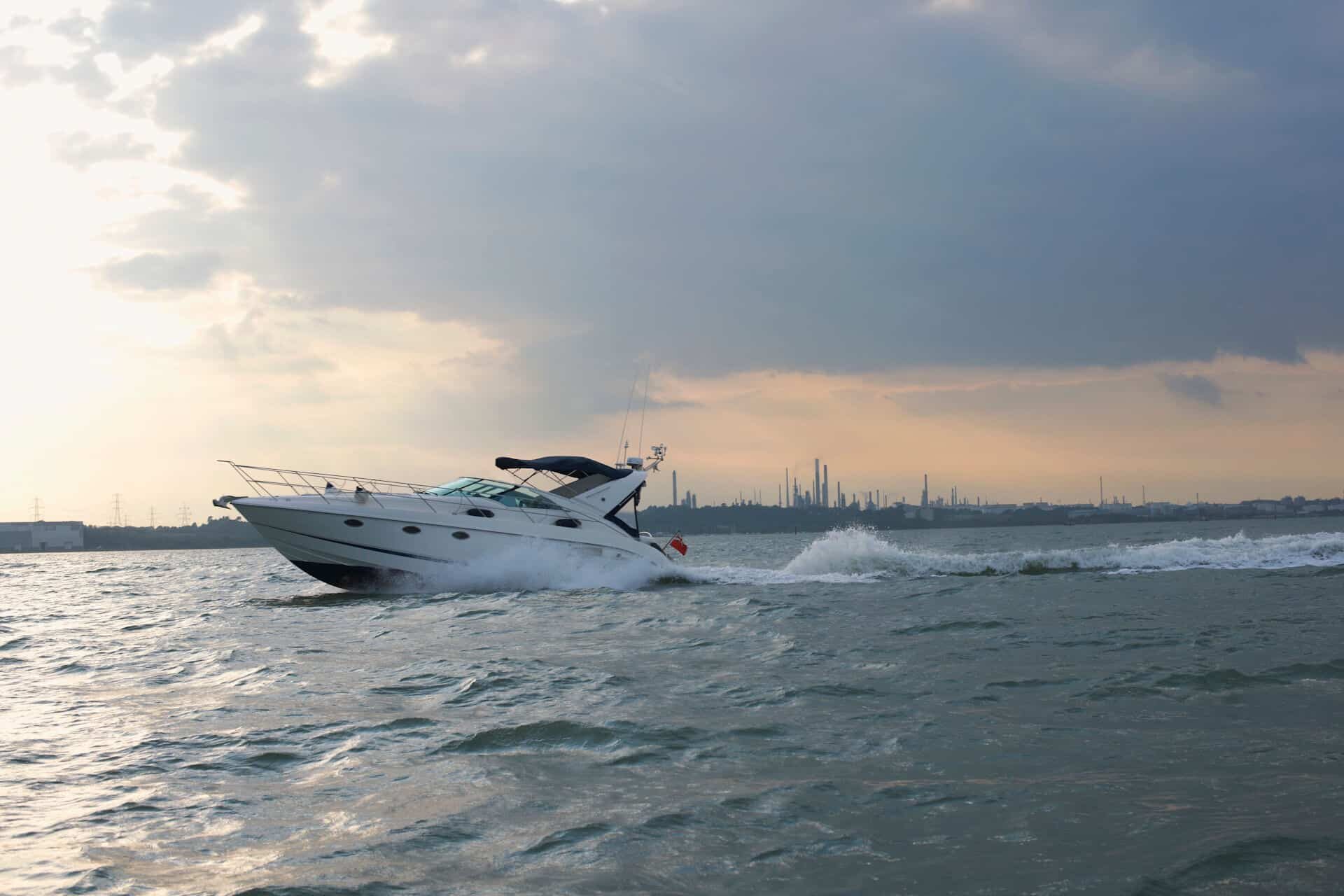 Luxury Speed Boat Sailing Fort Meyers, Florida