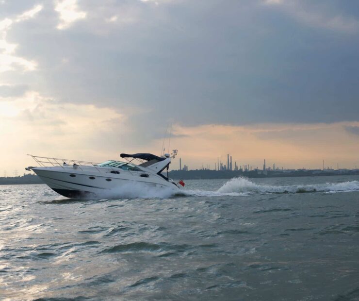 Luxury Speed Boat Sailing Fort Meyers, Florida